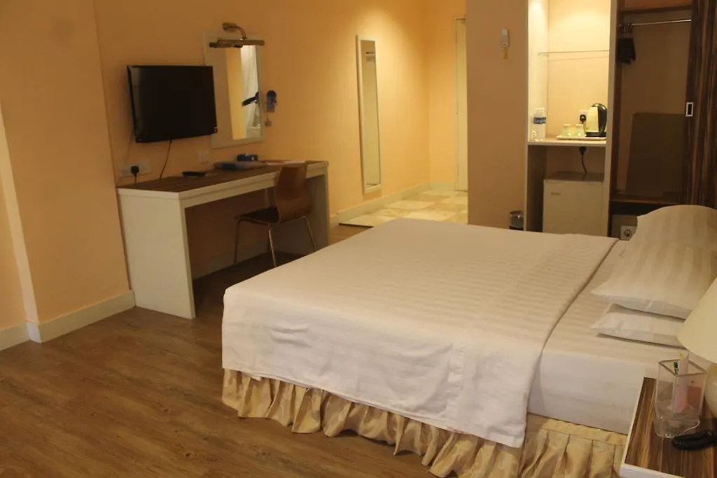 Aldy Hotel Stadthuys Малакка