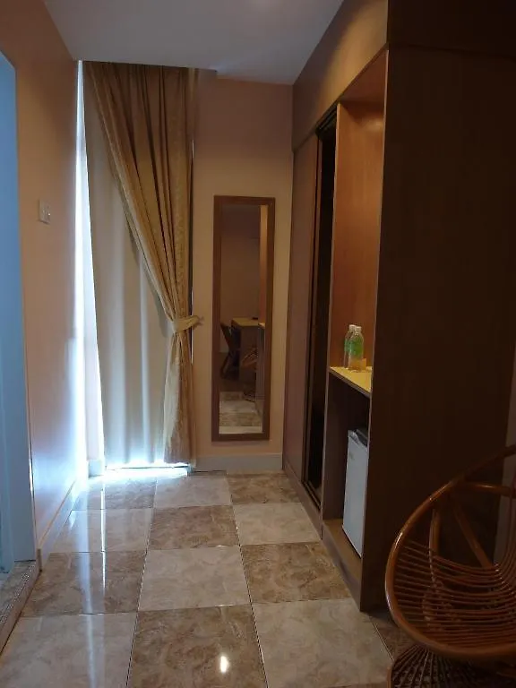 Aldy Hotel Stadthuys Малакка