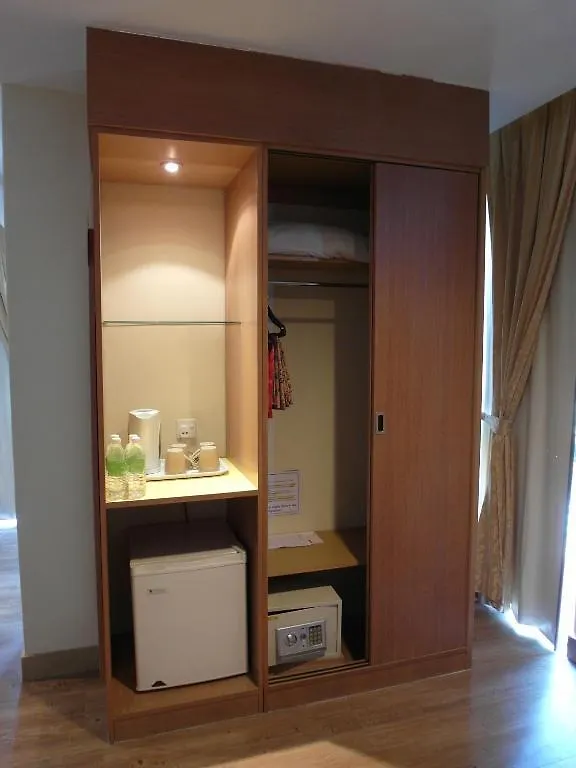 Aldy Hotel Stadthuys Малакка
